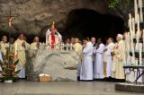 2011 Lourdes Pilgrimage - Grotto Mass (42/103)